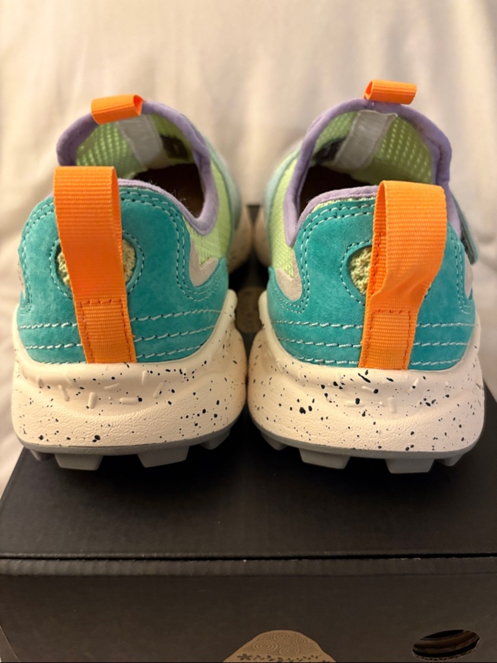 NWT Flower Mountain Pampas 3 Sneaker in Grey - Picture 9 of 15